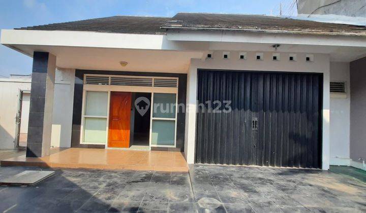 Disewakan Rumah Bagus Ada Rooftop Kawi Candisari Semarang 2