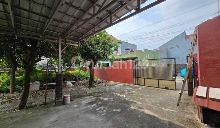 12-Door Rental House South Jakarta 2