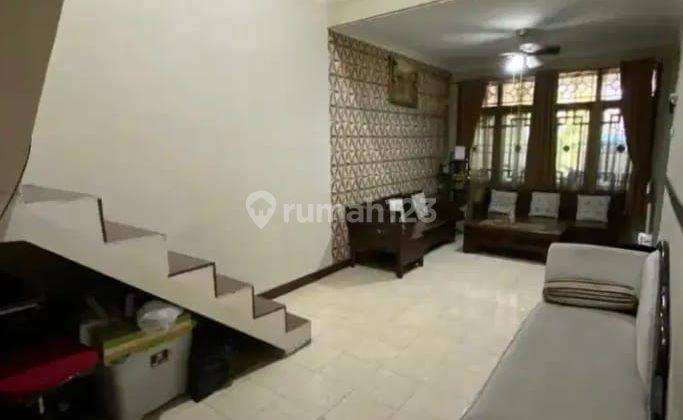 Rumah Hadap Taman Dan Strategis di Jual Di Beji Depok 2