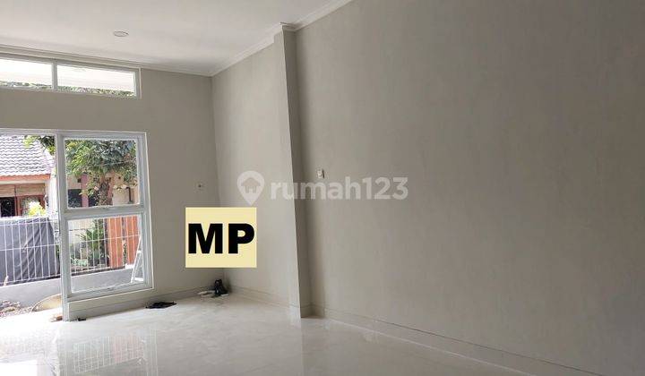 Dijual Rumah Strategis Dan Baru Renov di Limus 2