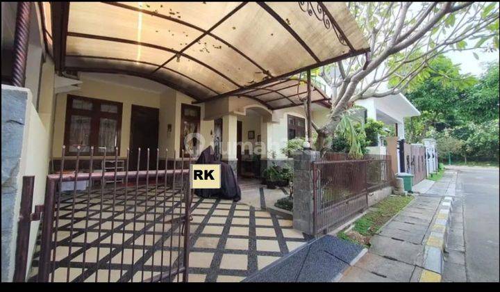 Dijual Rumah Strategis, Area Bekasi 2