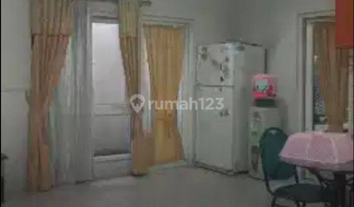 Dijual Rumah Cantik 2 lantai, area Kota Wisata  1