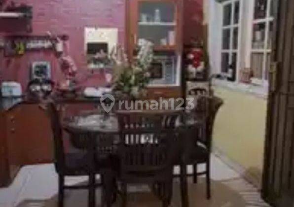 Dijual Rumah 2 lantai, area Kota Wisata  2