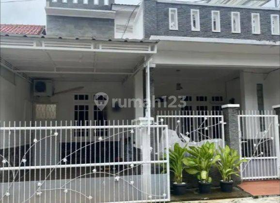 Dijual Rumah Cantik 2 lantai, di limus regency 2