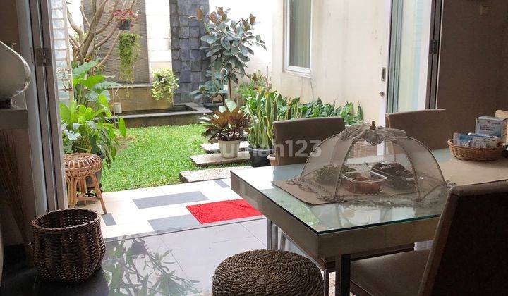 Dijual Rumah Cantik 2 Lantai, Area Kota Wisata 1