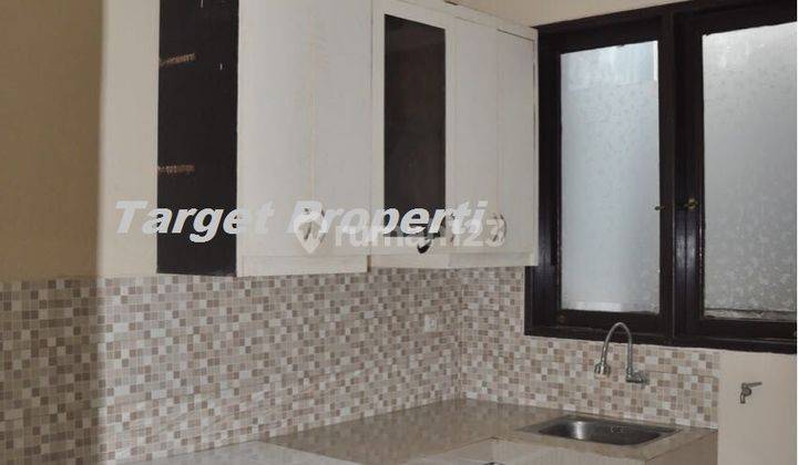 Rumah Bagus Unfurnished SHM di Legenda Wisata, Bogor 3
