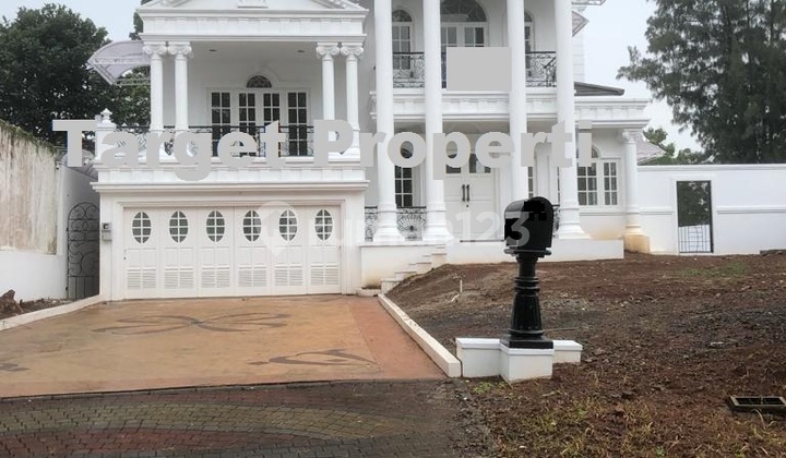 Rumah Mewah 2 Lantai Unfurnished di Legenda Wisata, Bogor 1