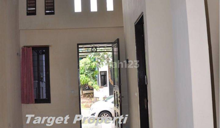 Rumah Bagus SHM di Legenda Wisata, Bogor 4