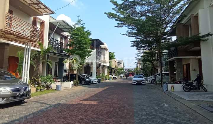 2-Story Cluster House Fully Furnished in One of the Elite Housing Estates in Kartasura 2