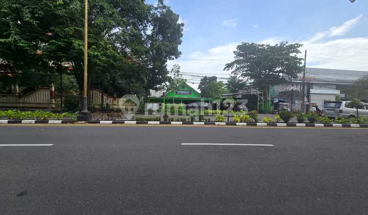 Tanah Strategis di Jalan Raya Adi Sucipto Jajar Laweyan Solo Tanah Strategis di Jalan Raya Adi Sucipto Jajar Laweyan Solo