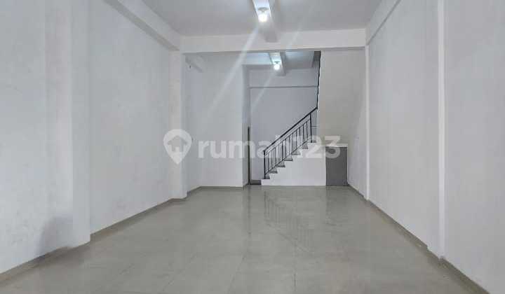 Ruko Strategis Dekat Jalan Veteran Tipes Serengan Solo