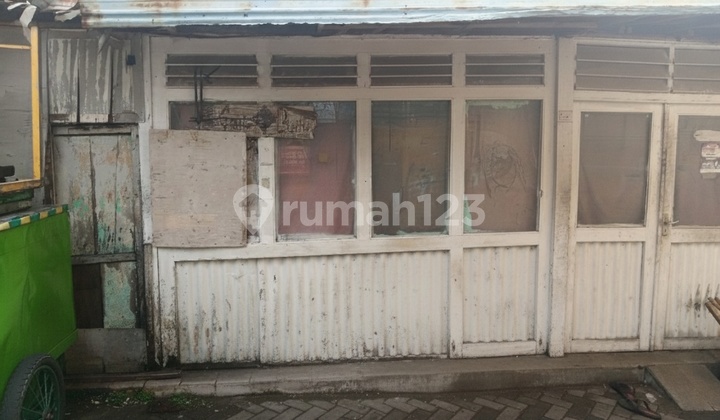 Bangunan Hitung Tanah di Pusat Kota Solo di Banjarsari, Solo Bangunan Hitung Tanah di Pusat Kota Solo di Banjarsari, Solo