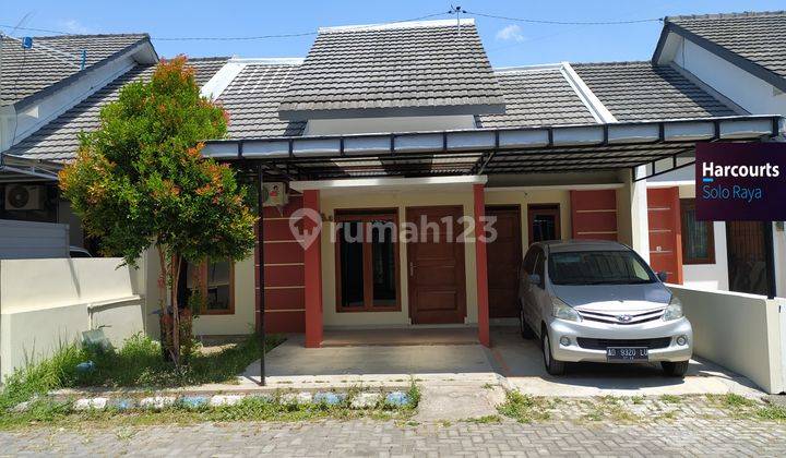 Rumah 1,5 Lantai Minimalis Modern Siap Huni Di Cluster 1