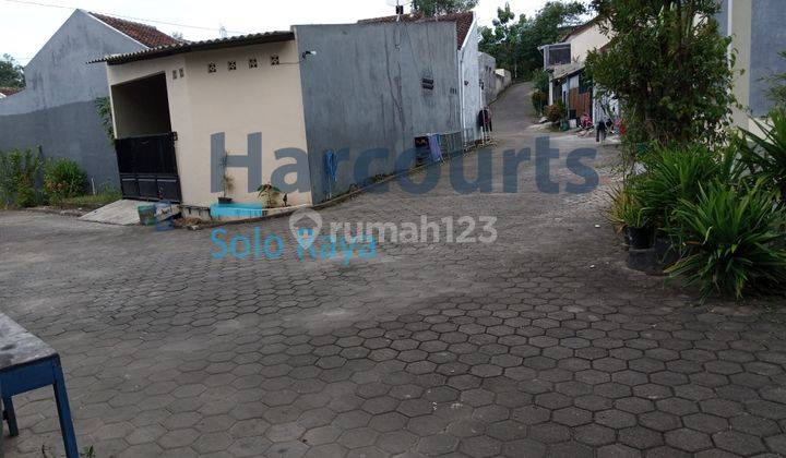 Rumah plus perabot di cluster 4