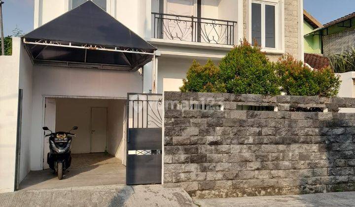 Rumah 2 lantai siap huni di pusat kota 1