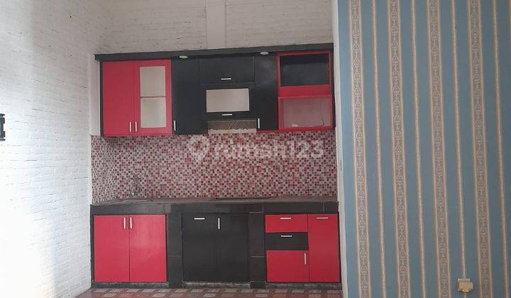Rumah 2 lantai siap huni di pusat kota 11