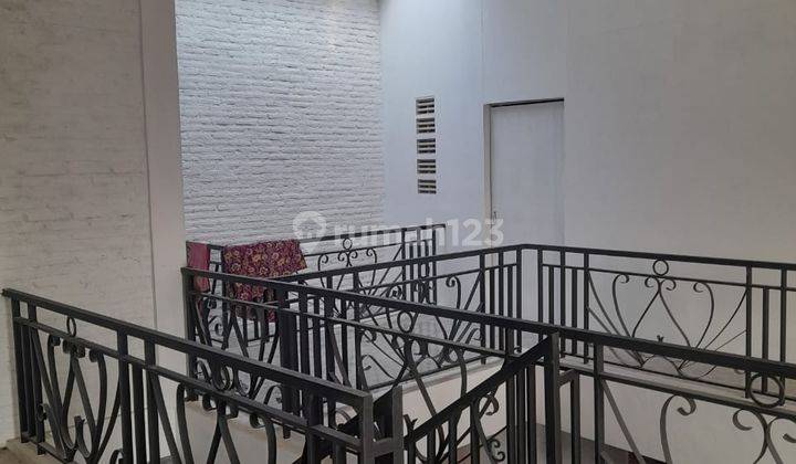 Rumah 2 lantai siap huni di pusat kota 14