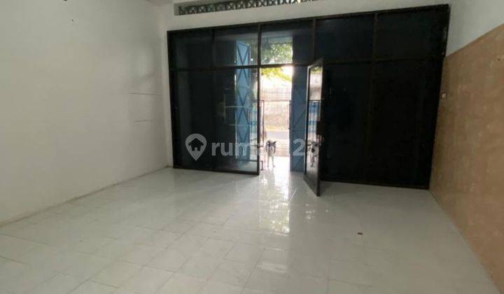 Ruko 2 lantai murah bersih terawat siap pakai 2