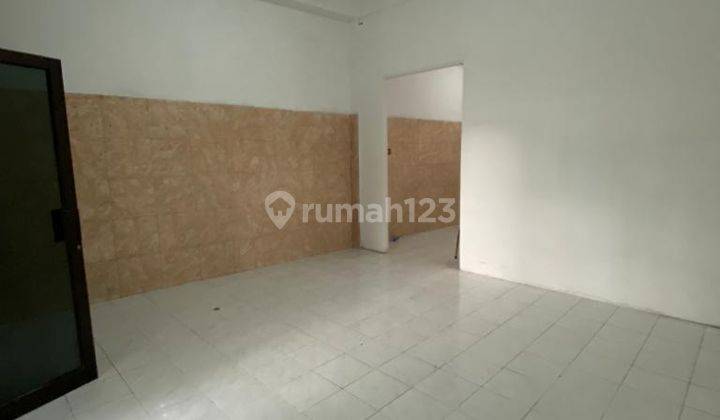 Ruko 2 lantai murah bersih terawat siap pakai 3
