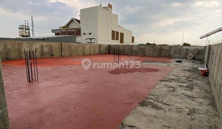 Ruko 2 lantai murah bersih terawat siap pakai 11