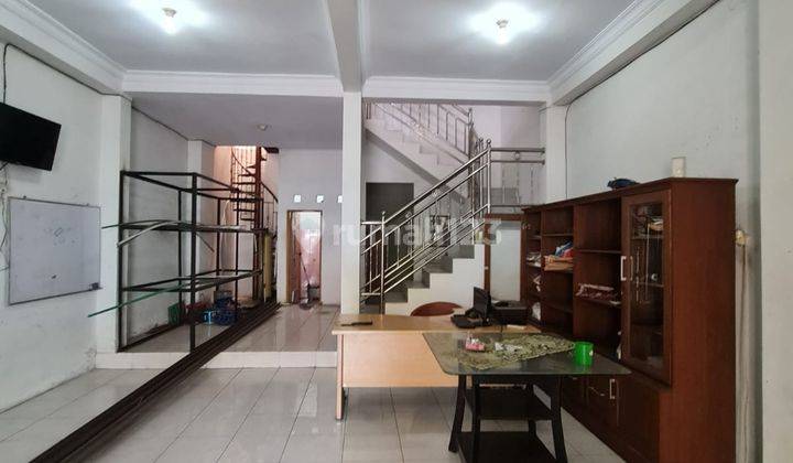 Ruko atau ruang usaha 2 lantai strategis 4