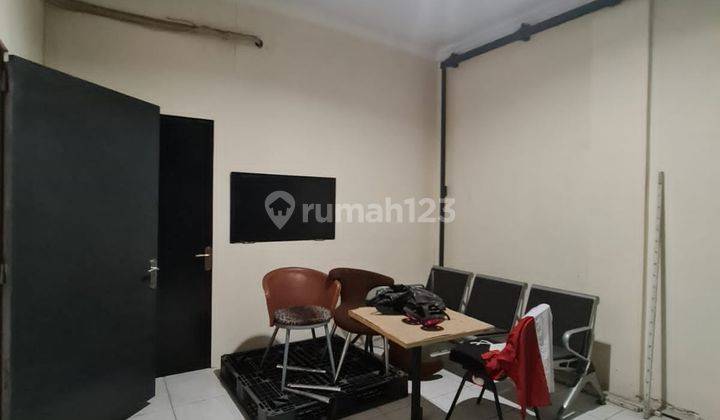 Ruko atau ruang usaha 2 lantai strategis 5