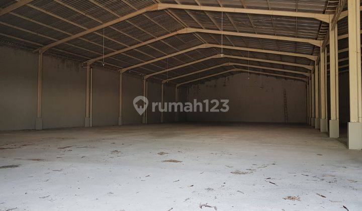 Gudang bagus siap pakai sangat strategis 6