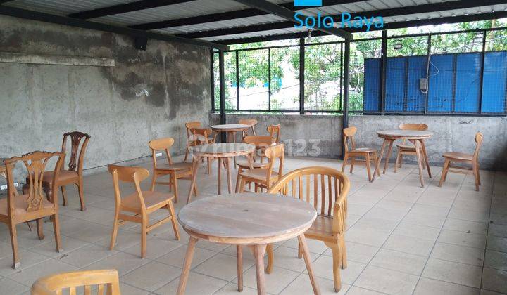 Ruang usaha 2 lantai bagus & siap pakai strategis 10