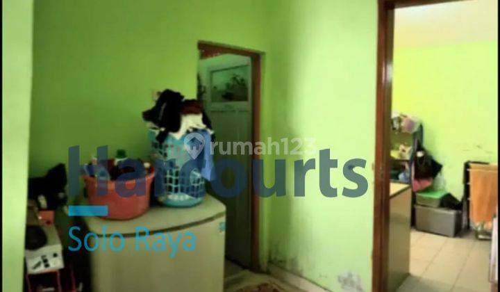 Rumah habis renovasi siap huni di cluster dekat Gentan 5