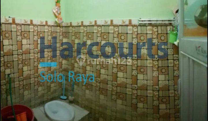 Rumah habis renovasi siap huni di cluster dekat Gentan 8