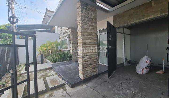 Rumah atau ruang usaha atau kantor strategis 2