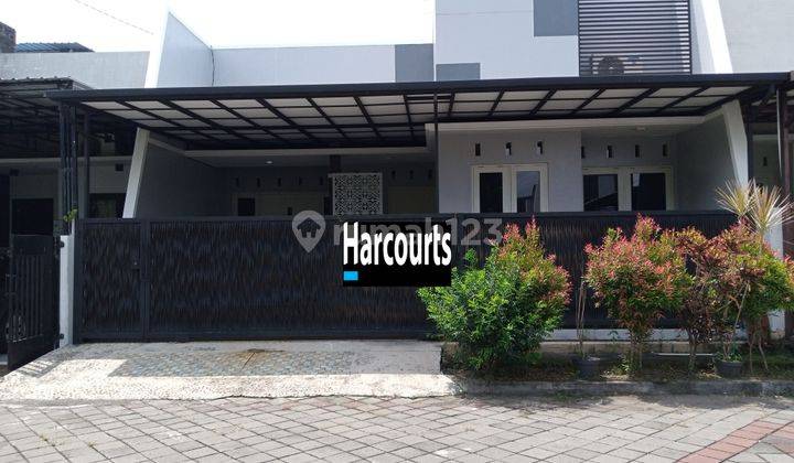 Rumah cantik 1,5 lantai siap huni di cluster exclusive  1