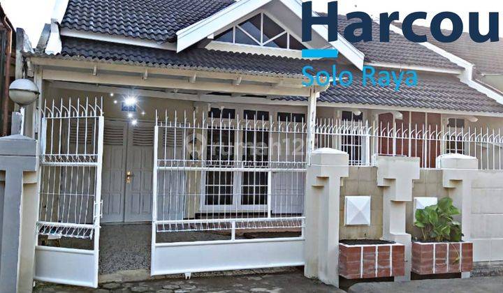 Rumah bagus bersih terawat siap huni di cluster elit 2