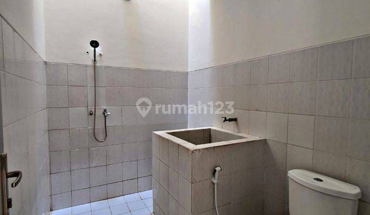 Rumah bagus bersih terawat siap huni di cluster elit 3