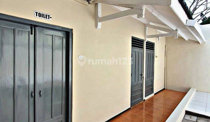 Rumah bagus bersih terawat siap huni di cluster elit 11