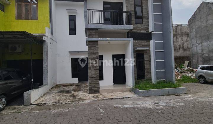 Rumah murah siap huni di cluster 4