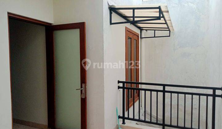 Rumah cantik dalam cluster 23