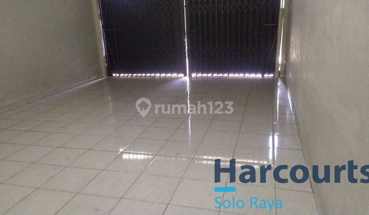 Ruko 2,5 lantai strategis siap pakai dekat Jln. Ir. Juanda 2