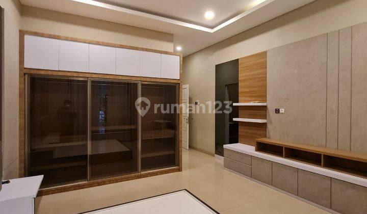 Rumah baru minimalis modern 2 lantai di sektor 1 Solo Baru 27