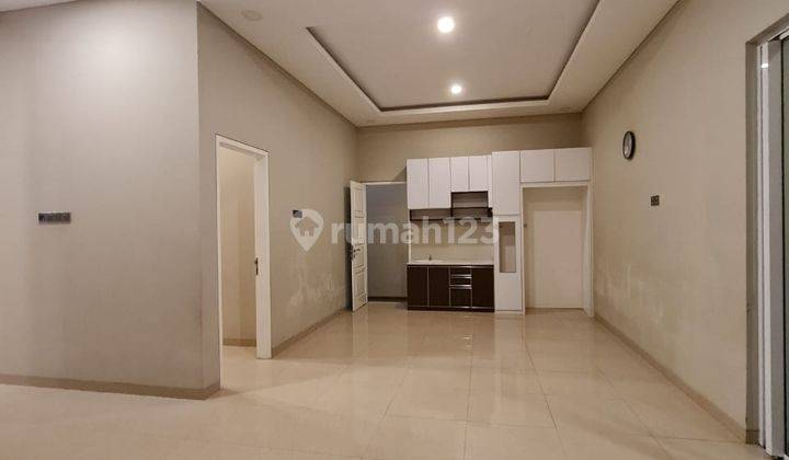 Rumah baru minimalis modern 2 lantai di sektor 1 Solo Baru 28