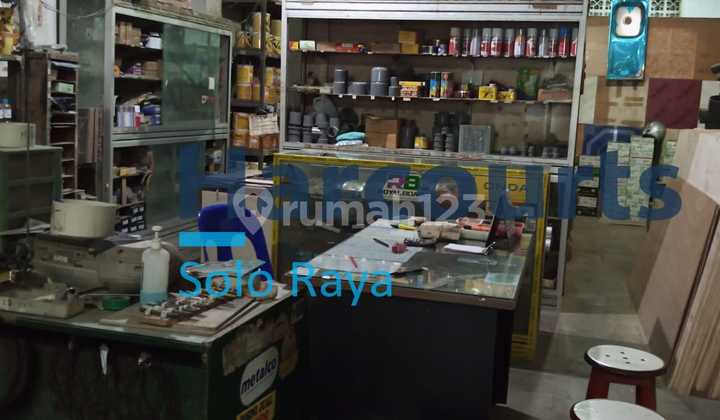 Rumah dan toko siap pakai di Jalan provinsi Solo - Sragen 3