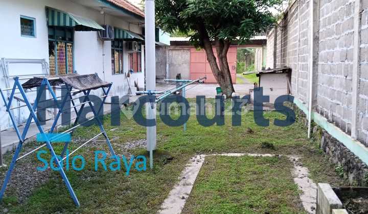 Rumah dan toko siap pakai di Jalan provinsi Solo - Sragen 23
