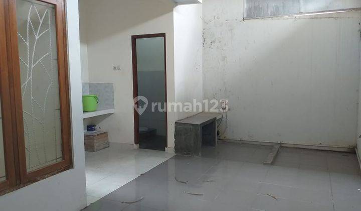 Rumah minimalis modern dalam cluster 2