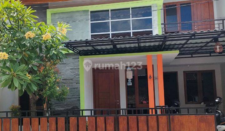 Rumah 2 lantai dalam cluster siap huni dekat Solo Baru 1