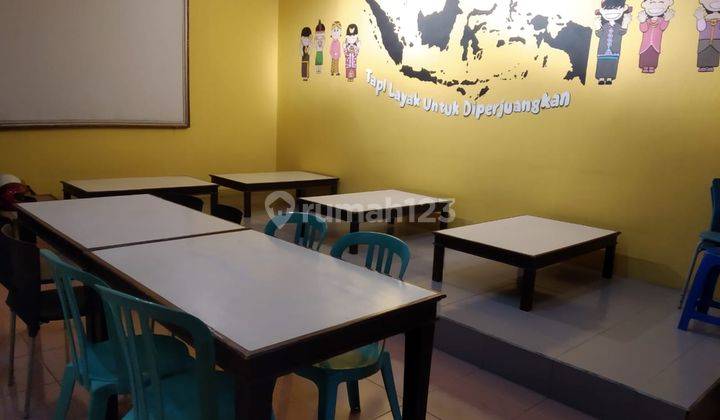 Ruko 2 lantai strategis di area pertokoan 4