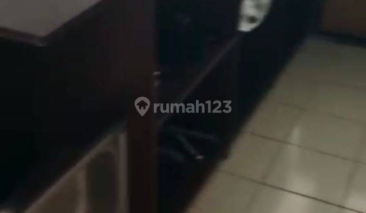 Ruang usaha siap pakai 4