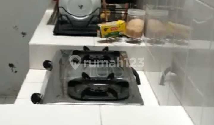 Ruang usaha siap pakai 14