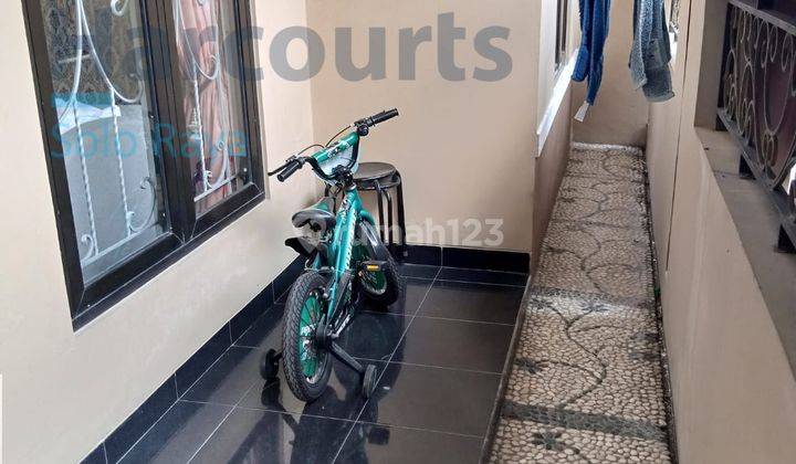Rumah minimalis siap huni dengan perabot di cluster 15