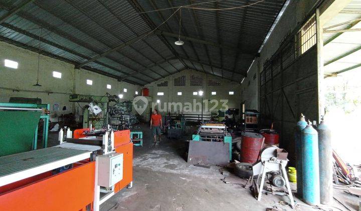 Gudang strategis siap pakai di jalan raya Mbangak - Simo 11