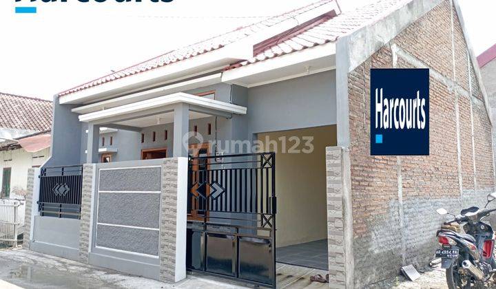 Rumah baru gress siap pakai dekat embarkasi haji Donohudan, Solo.
 1